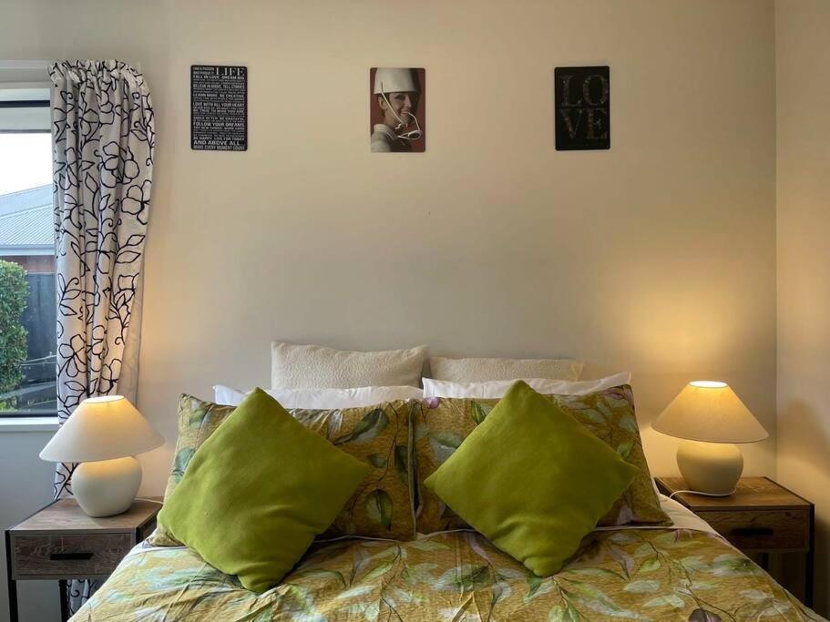 Spacious 4 Bed Family Home Christchurch Extérieur photo