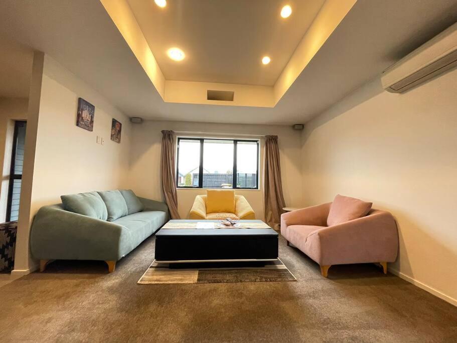 Spacious 4 Bed Family Home Christchurch Extérieur photo