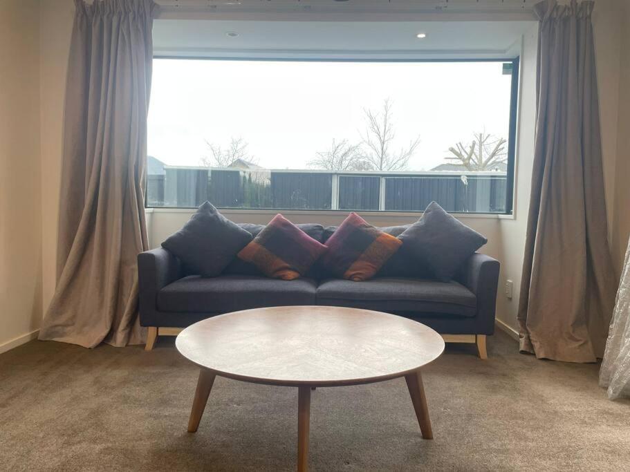 Spacious 4 Bed Family Home Christchurch Extérieur photo