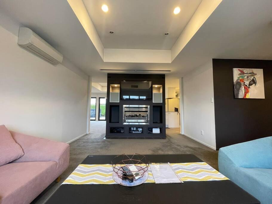 Spacious 4 Bed Family Home Christchurch Extérieur photo